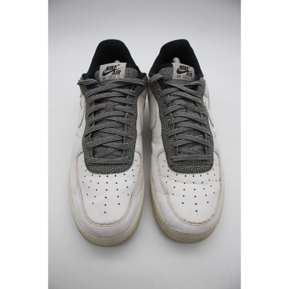 Nike Air Force 1 '07 LV8 Men's Size 10.5  White Grey Sneakers CK4363-100 Suede - Picture 2 of 10